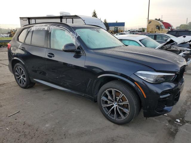 5UXCR6C05N9J94320 - 2022 BMW X5 XDRIVE40I BLACK photo 4