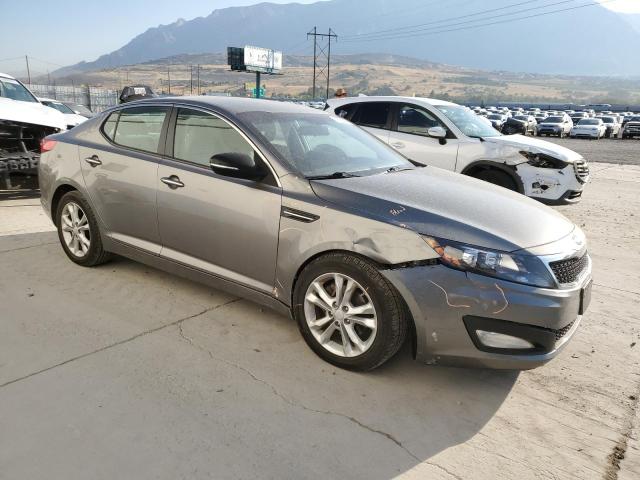 5XXGM4A79DG208629 - 2013 KIA OPTIMA LX SILVER photo 4