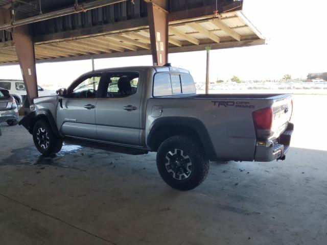 3TMAZ5CNXGM013313 - 2016 TOYOTA TACOMA DOUBLE CAB SILVER photo 2