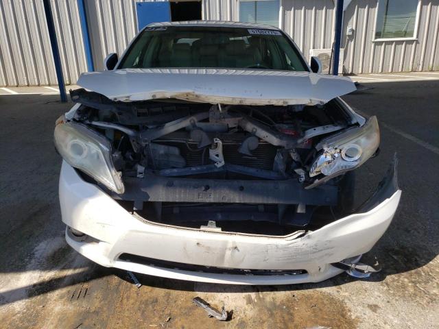 4T1BK3DB5BU404628 - 2011 TOYOTA AVALON BASE WHITE photo 5