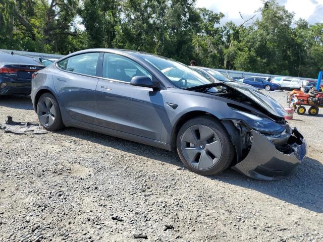 5YJ3E1EA3PF685192 - 2023 TESLA MODEL 3 ნაცრისფერი ფოტო 4