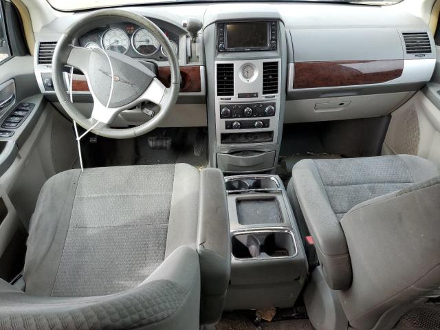 2A4RR5D13AR300436 - 2010 CHRYSLER TOWN & COU TOURING WHITE photo 8