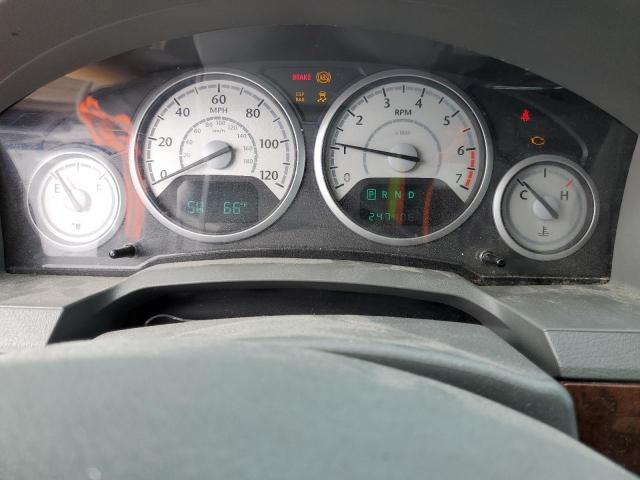 2A4RR5D13AR300436 - 2010 CHRYSLER TOWN & COU TOURING WHITE photo 9