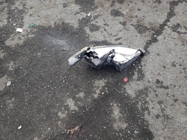 2V8HW44109R544033 - 2009 VOLKSWAGEN ROUTAN S SILVER photo 13