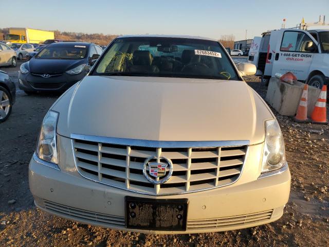 1G6KH5E60BU142861 - 2011 CADILLAC DTS PREMIUM COLLECTION BEIGE photo 5