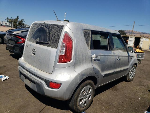 KNDJT2A53D7773110 - 2013 KIA SOUL SILVER photo 3