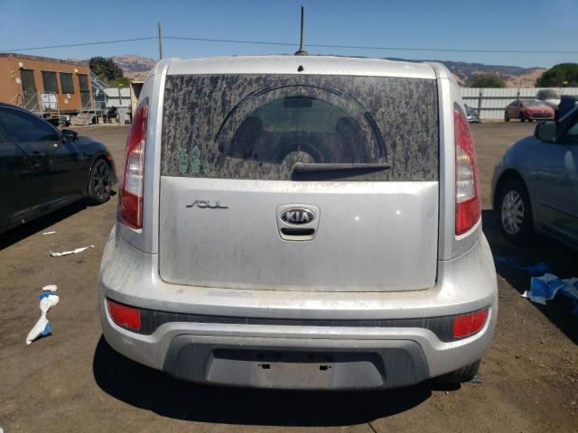 KNDJT2A53D7773110 - 2013 KIA SOUL SILVER photo 6