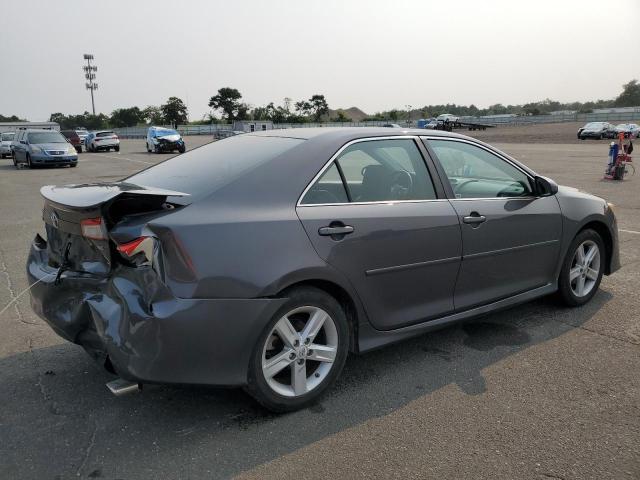 4T1BF1FK9CU105456 - 2012 TOYOTA CAMRY BASE GRAY photo 3