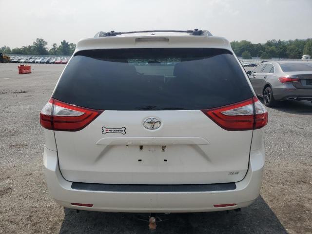 5TDYK3DC6FS538971 - 2015 TOYOTA SIENNA XLE WHITE photo 6