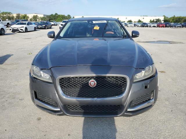 SAJBD4BNXHCY42630 - 2017 JAGUAR XF PREMIUM GRAY photo 5