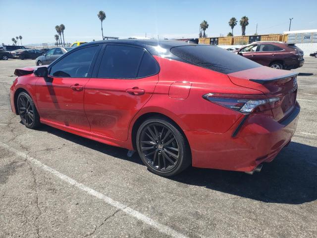 4T1K61AK3PU139809 - 2023 TOYOTA CAMRY XSE RED photo 2