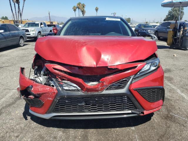 4T1K61AK3PU139809 - 2023 TOYOTA CAMRY XSE RED photo 5
