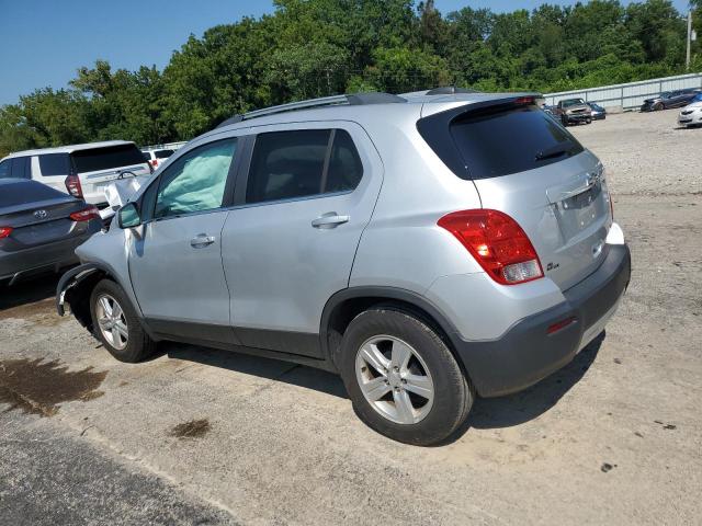 3GNCJLSB7FL182678 - 2015 CHEVROLET TRAX 1LT SILVER photo 2