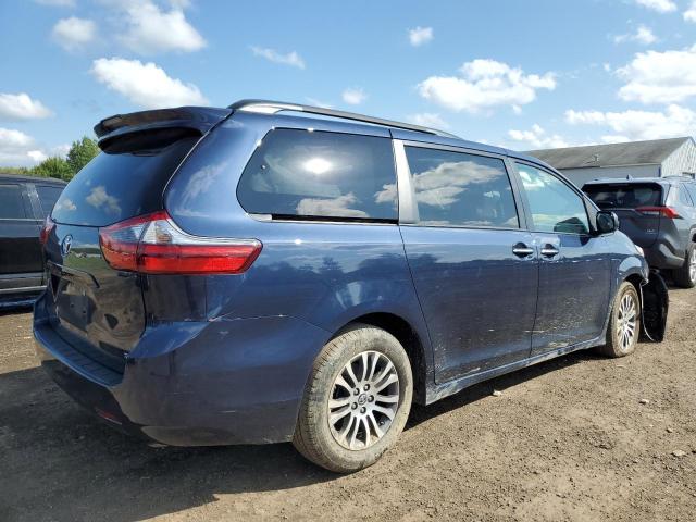 5TDYZ3DC0LS028882 - 2020 TOYOTA SIENNA XLE BLUE photo 3