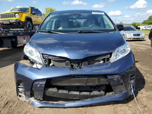 5TDYZ3DC0LS028882 - 2020 TOYOTA SIENNA XLE BLUE photo 5