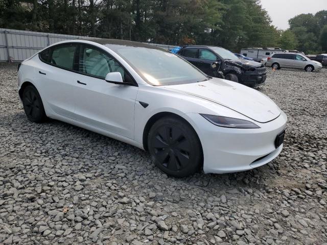 5YJ3E1EA7RF784939 - 2024 TESLA MODEL 3 Білий фото 4