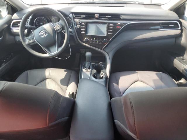 4T1B11HKXJU582776 - 2018 TOYOTA CAMRY L WHITE photo 8