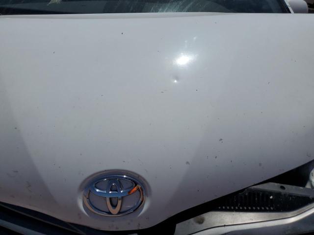 5TDYK3DCXBS013650 - 2011 TOYOTA SIENNA XLE SILVER photo 12