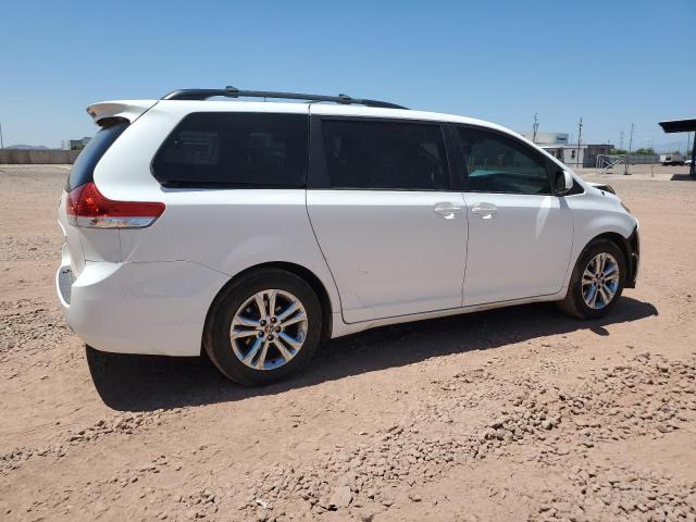 5TDYK3DCXBS013650 - 2011 TOYOTA SIENNA XLE SILVER photo 3