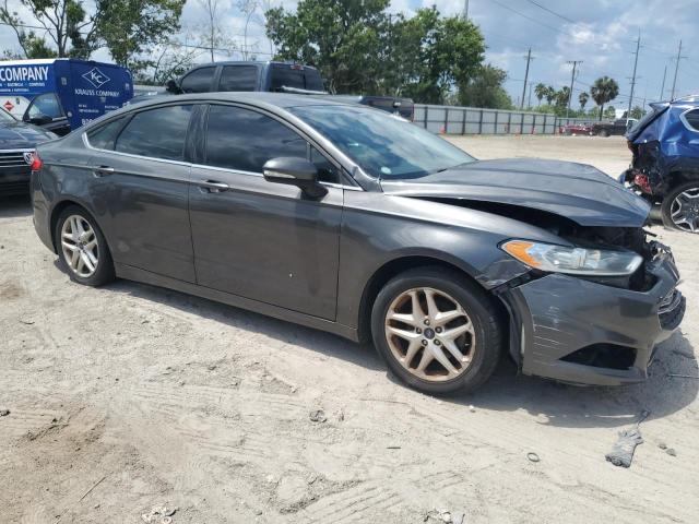 3FA6P0H79GR376817 - 2016 FORD FUSION SE GRAY photo 4