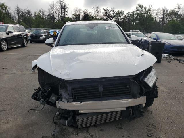 WA1BNAFY5J2169475 - 2018 AUDI Q5 PREMIUM PLUS WHITE photo 5