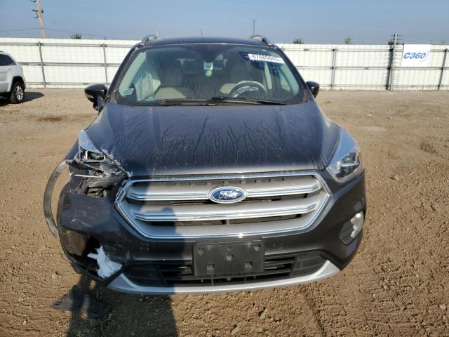 1FMCU0J98JUD47421 - 2018 FORD ESCAPE TITANIUM GRAY photo 5