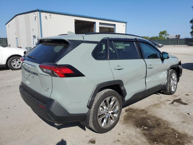 2T3A1RFV7KW053396 - 2019 TOYOTA RAV4 XLE PREMIUM GRAY photo 3