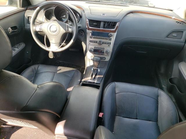 1G1ZE5EB4AF208616 - 2010 CHEVROLET MALIBU LTZ თეთრი ფოტო 8