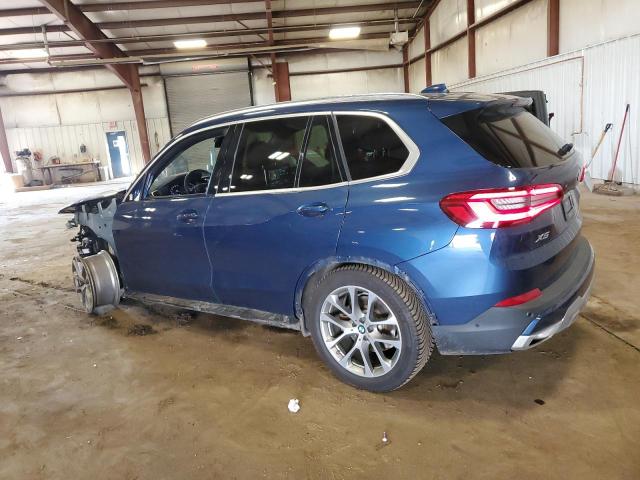 5UXCR6C53KLL38263 - 2019 BMW X5 XDRIVE40I BLUE photo 2