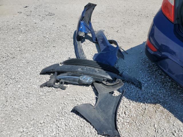 KMHCT5AE7GU283510 - 2016 HYUNDAI ACCENT SE Blau Foto 12