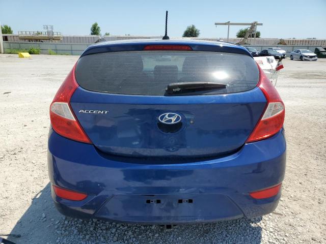 KMHCT5AE7GU283510 - 2016 HYUNDAI ACCENT SE Blau Foto 6