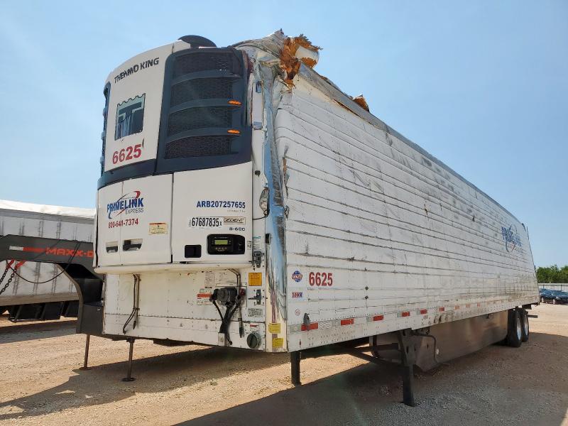 1UYVS2539M2208002 - 2021 UTILITY VS2RA Սպիտակ լուսանկար 3