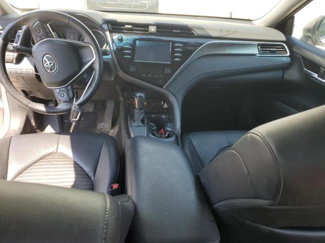 4T1B11HK0JU031675 - 2018 TOYOTA CAMRY L WHITE photo 8