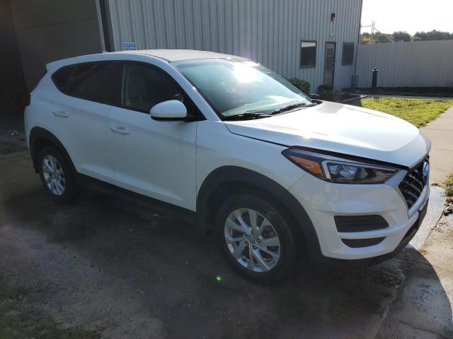 KM8J2CA44MU293185 - 2021 HYUNDAI TUCSON SE WHITE photo 4