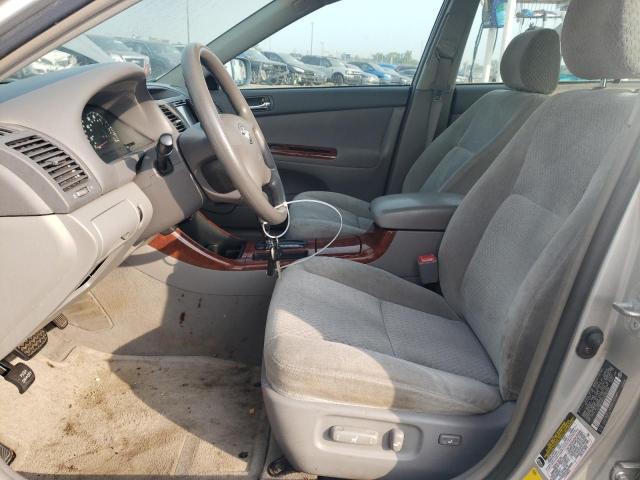 4T1BE30K74U886860 - 2004 TOYOTA CAMRY LE 灰色 照片 7