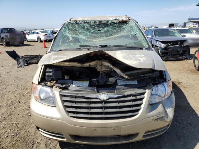 1A4GP45R56B611268 - 2006 CHRYSLER TOWN & COU 金色 照片 5