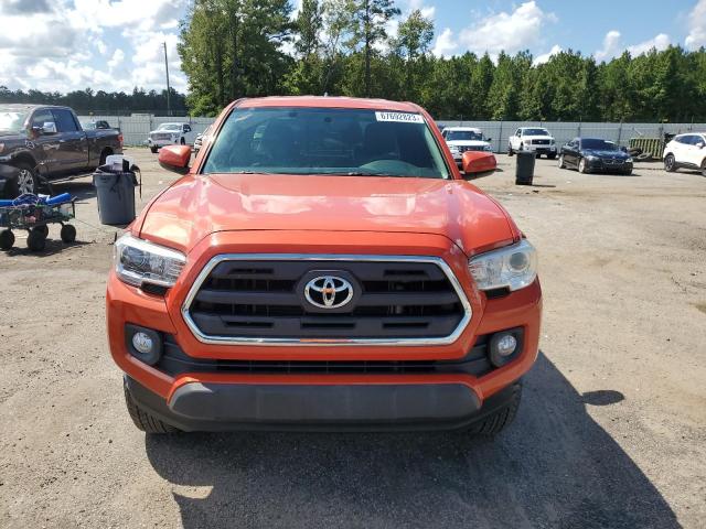5TFRX5GN6HX082742 - 2017 TOYOTA TACOMA ACCESS CAB ნარინჯისფერი ფოტო 5