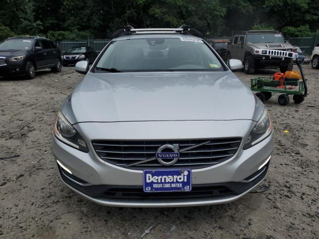 YV1612TK4G2400619 - 2016 VOLVO S60 PREMIER SILVER photo 5