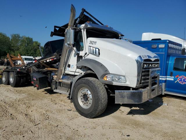 1M2GR4GC3KM003803 - 2019 MACK GRANITE WHITE photo 4