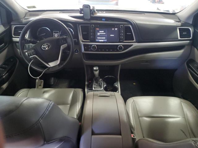 5TDJKRFH7ES015499 - 2014 TOYOTA HIGHLANDER XLE ვერცხლისფერი ფოტო 8