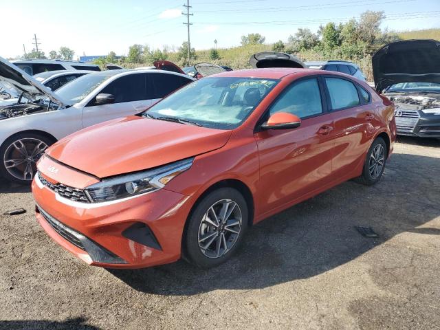 3KPF24AD9NE467719 - 2022 KIA FORTE FE ORANGE photo 1