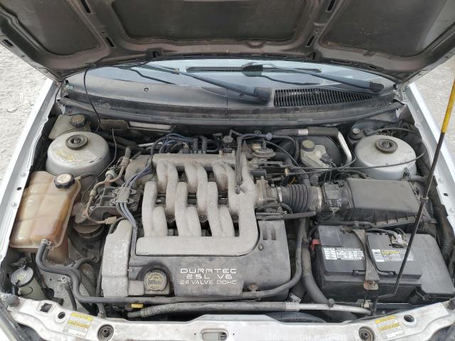 1ZWFT61L225613068 - 2002 MERCURY COUGAR V6 SILVER photo 11