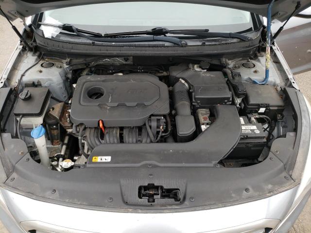 5NPE24AF6FH003085 - 2015 HYUNDAI SONATA SE SILVER photo 11