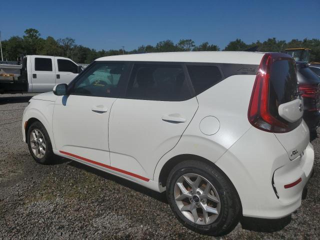 KNDJ63AUXM7765560 - 2021 KIA SOUL GT LINE WHITE photo 2