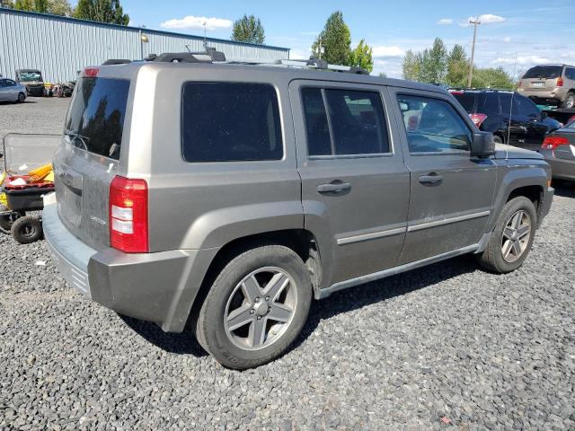 1J8FF48WX8D635880 - 2008 JEEP PATRIOT LIMITED GOLD photo 3