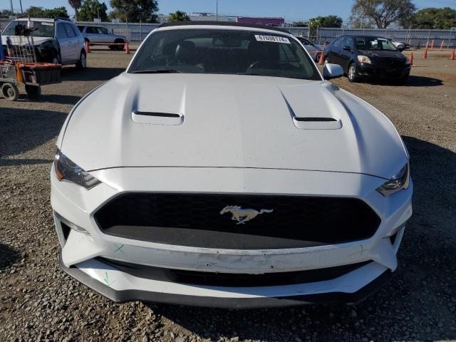 1FATP8UH0K5109349 - 2019 FORD MUSTANG WHITE photo 5