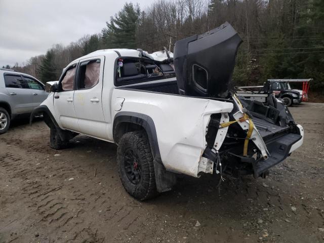 5TFCZ5ANXJX139264 - 2018 TOYOTA TACOMA DOUBLE CAB WHITE photo 2