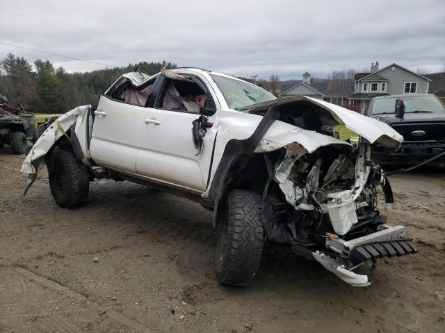 5TFCZ5ANXJX139264 - 2018 TOYOTA TACOMA DOUBLE CAB WHITE photo 4