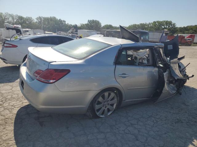 4T1BK36B87U188987 - 2007 TOYOTA AVALON XL SILVER photo 3