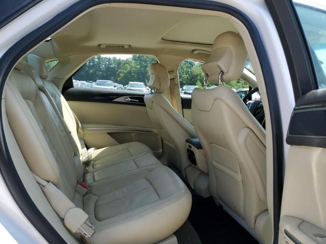 3LN6L2JK3FR623694 - 2015 LINCOLN MKZ WHITE photo 10